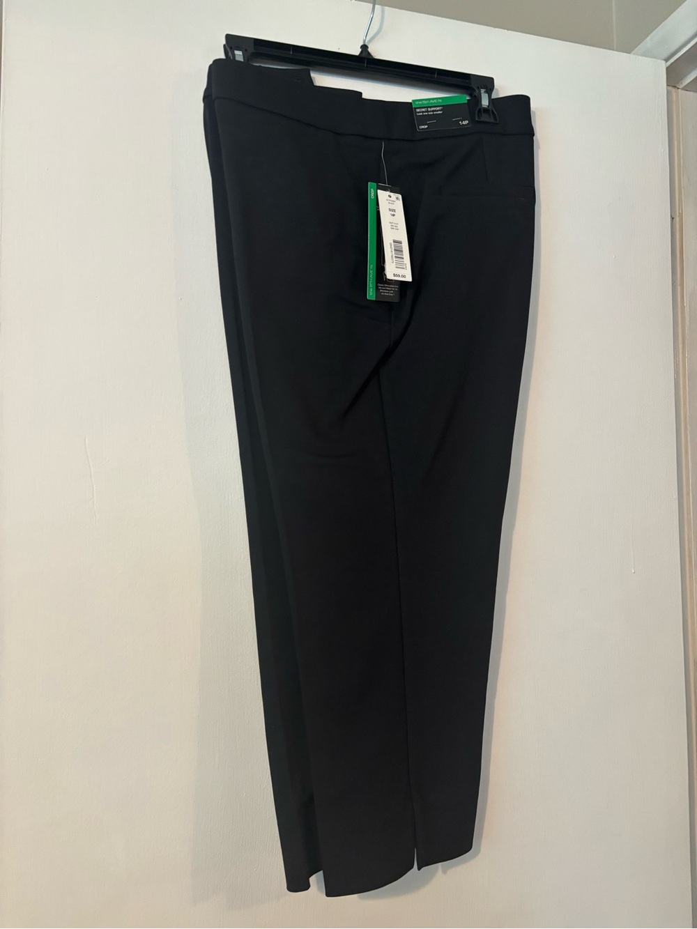 Investments brand "5th AVE fit" crop pants NWT